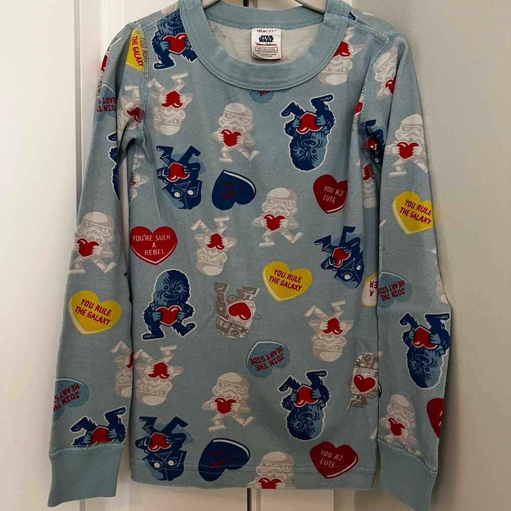 Hanna Andersson Star Wars Valentine long Sleeve Pajama set (size: 6-7/120)